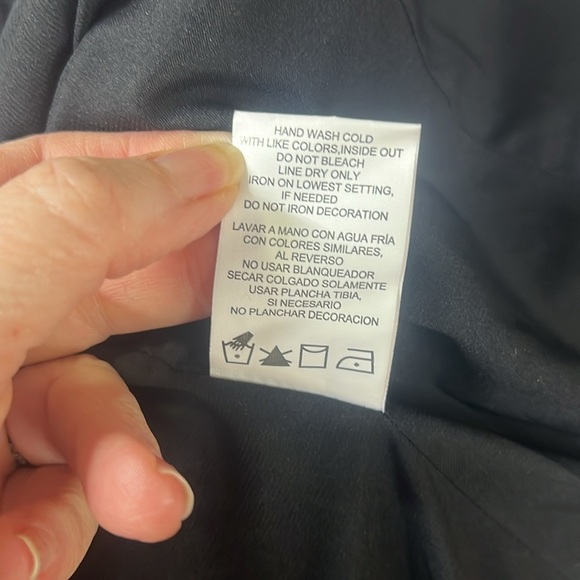 XOXO Zipper Pockets Blazer - Picture 7 of 7